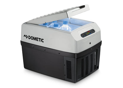 Nevera portátil Dometic 15L 12V para camper y caravana con interior iluminado